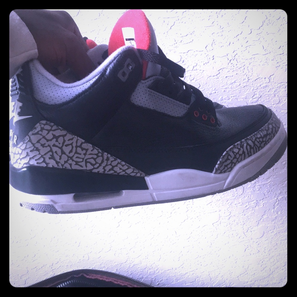 Retro Air Jordan 3 Black Cement